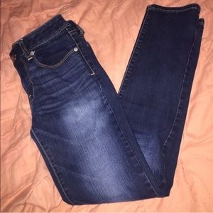 AMERICAN EAGLE SKINNY JEAN